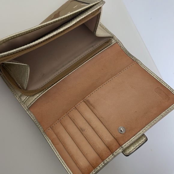 Coach Signature Gold Metallic Wallet 💛 - Picture 4 of 4